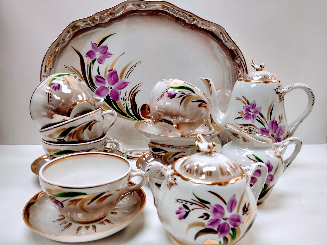 Dulevo Porcelain Coffee or tea set Lilac design 6 persons 15 pcs 